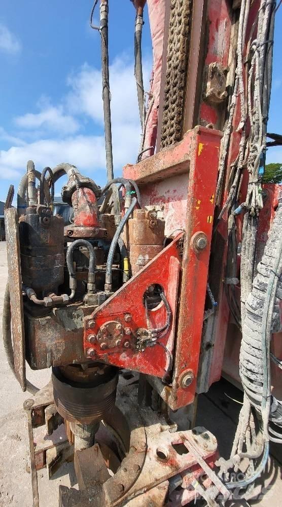 Klemm KR709-2 Pæle- og rammemaskiner