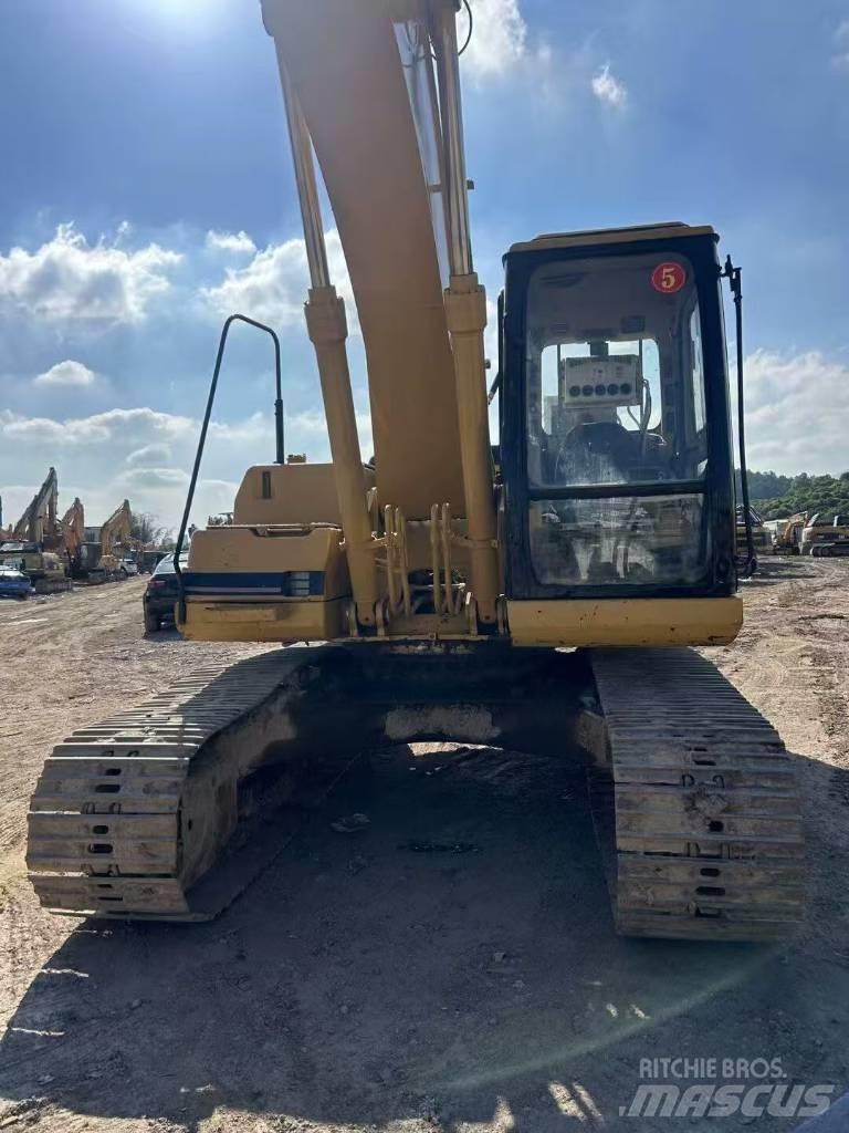 CAT 320 B L Gravemaskiner på larvebånd