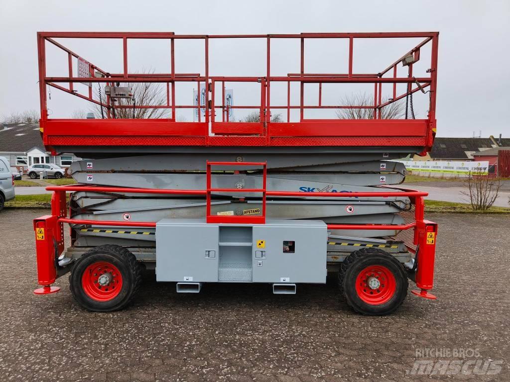 SkyJack SJ 9250 RT Saxlifte