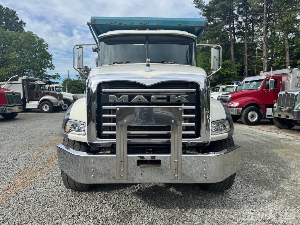 Mack Granite CT 713 Lastbiler med tip