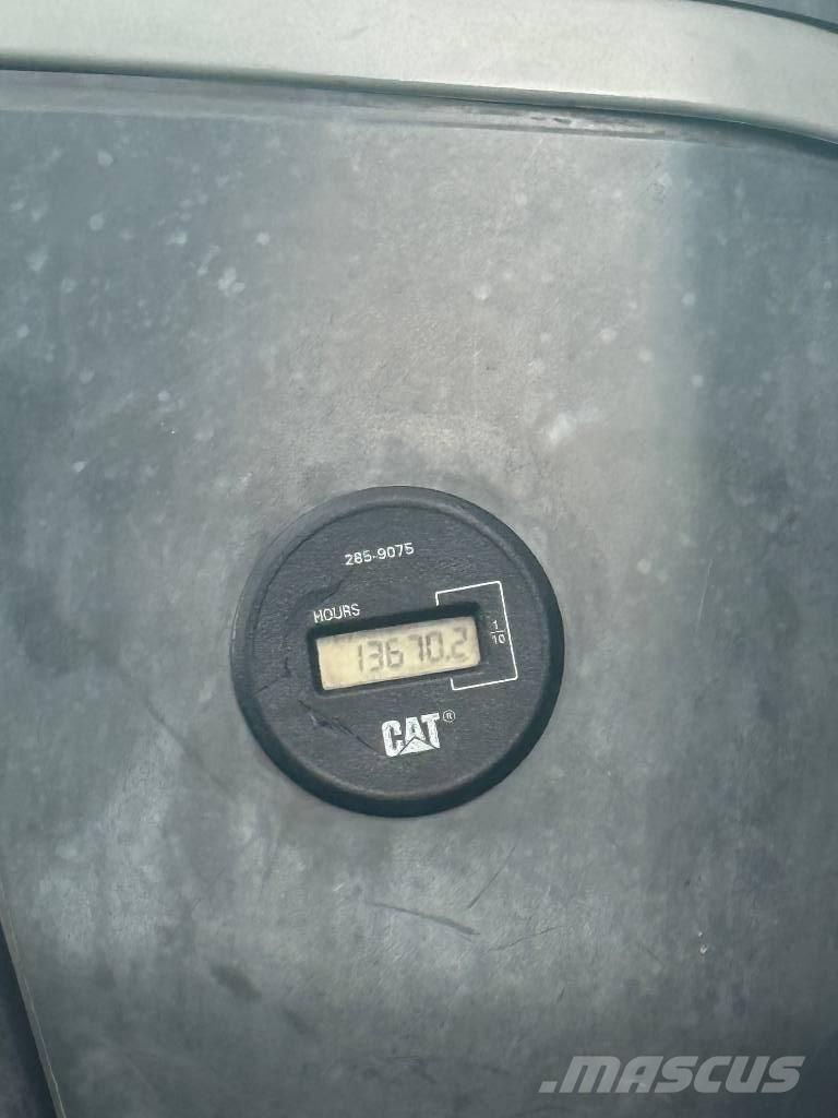 CAT M 325 D MH Gravemaskiner på hjul