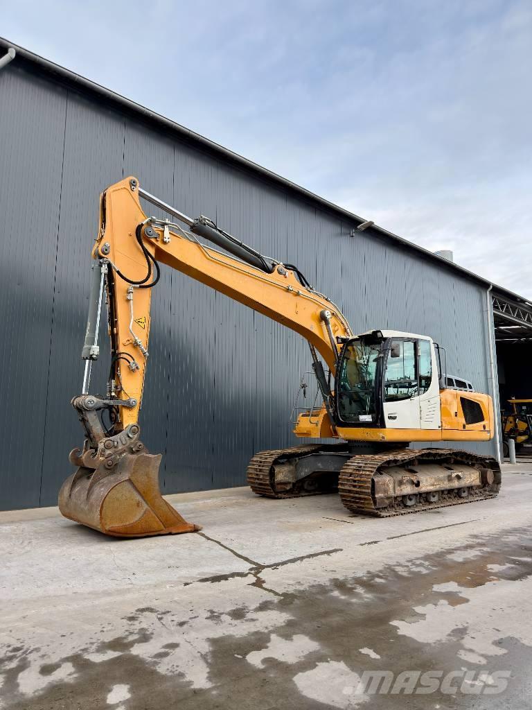 Liebherr R922 SLC Gravemaskiner på larvebånd
