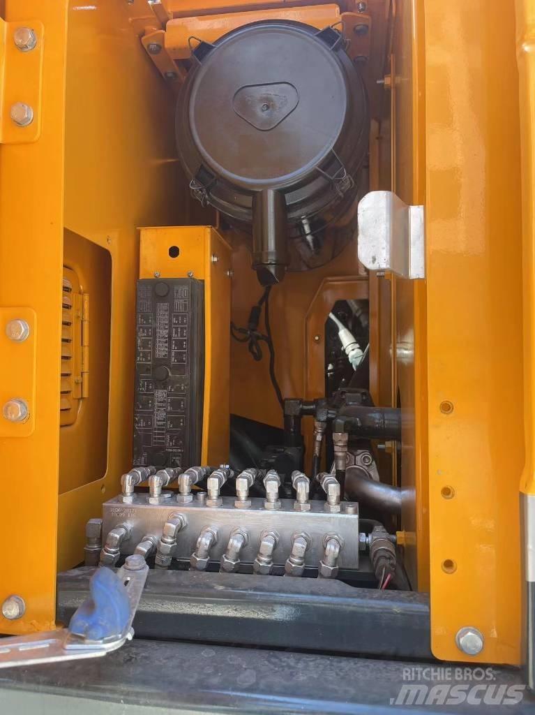 Hyundai 210W-9 Gravemaskiner på hjul