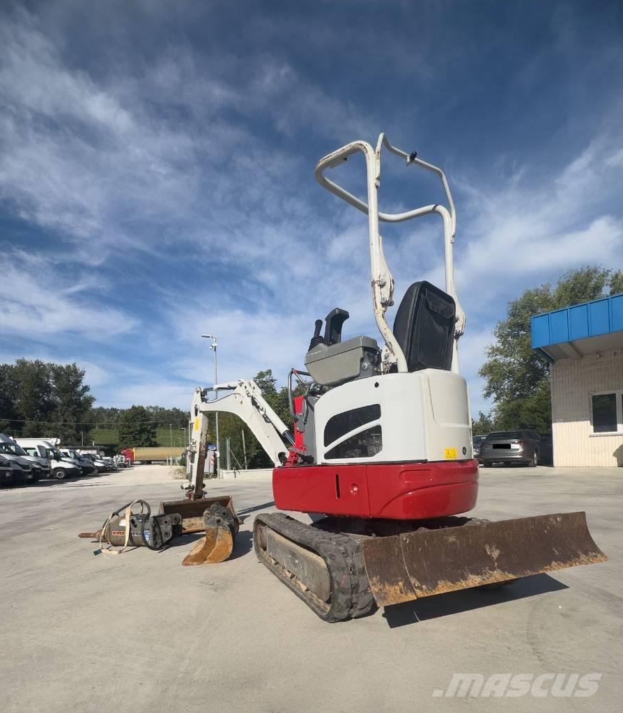 Takeuchi TB 210 R Minigravemaskiner