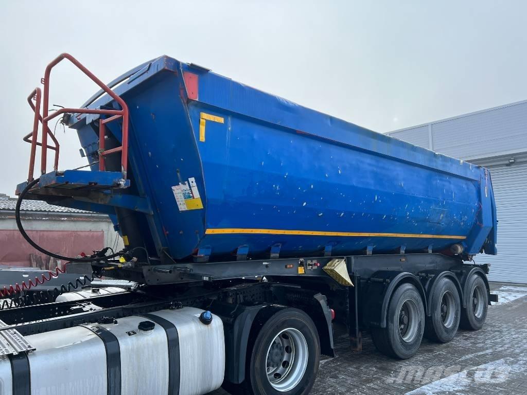 Kempf SKM 35/3 Semi-trailer med tip