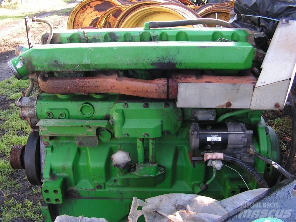 John Deere 8100 Motorer