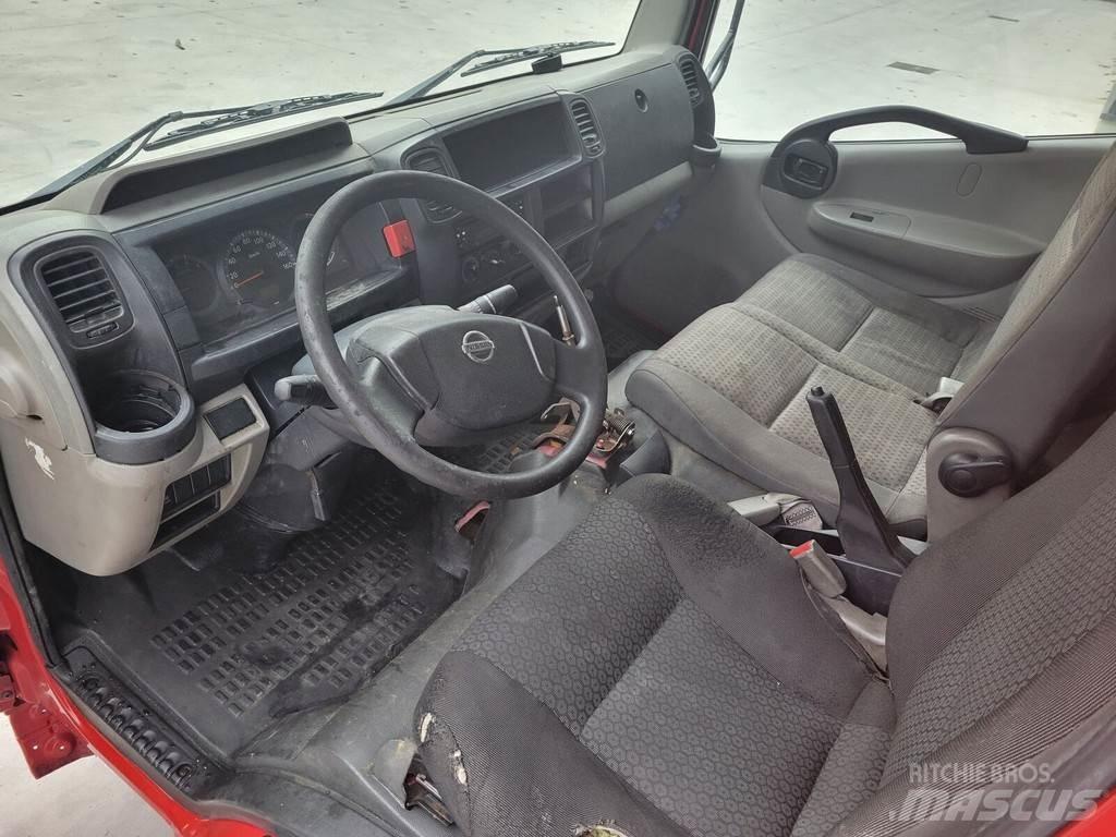 Nissan Cabstar Kabiner og interiør