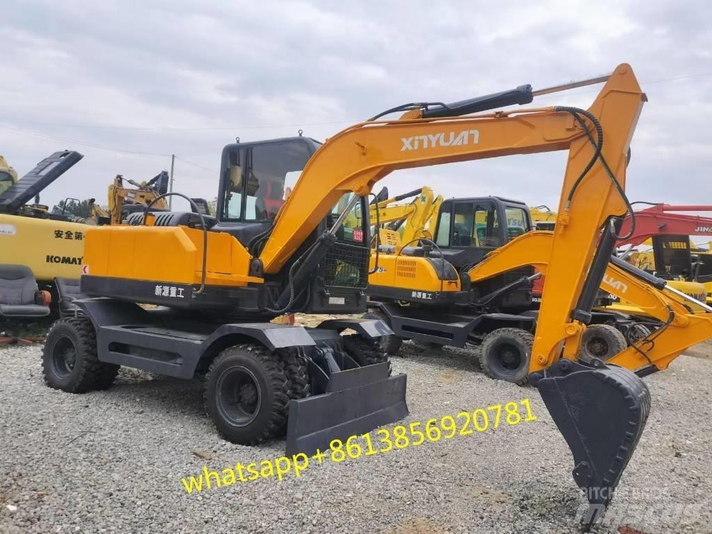 Xinyuan XYB75-9 Gravemaskiner på hjul