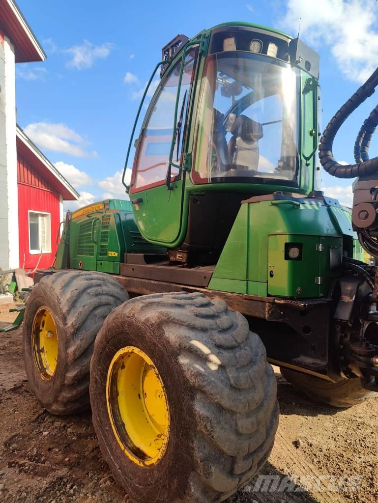 John Deere 1210E Udkørselsmaskiner