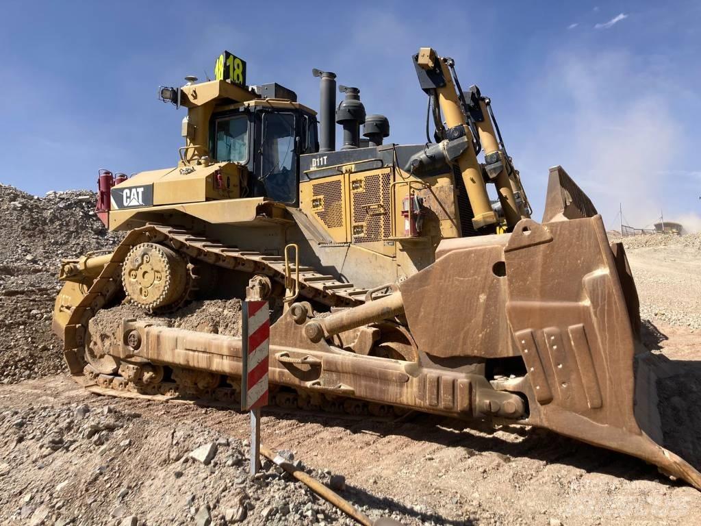 CAT D 11 T Bulldozer på larvebånd