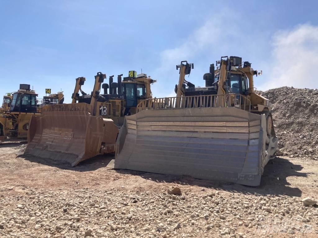 CAT D 11 T Bulldozer på larvebånd