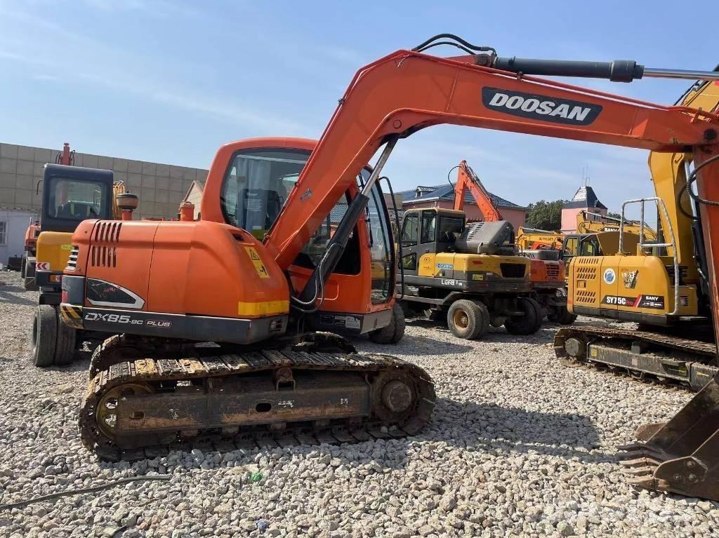 Doosan DX 85 Midi-gravemaskiner 7t - 12t