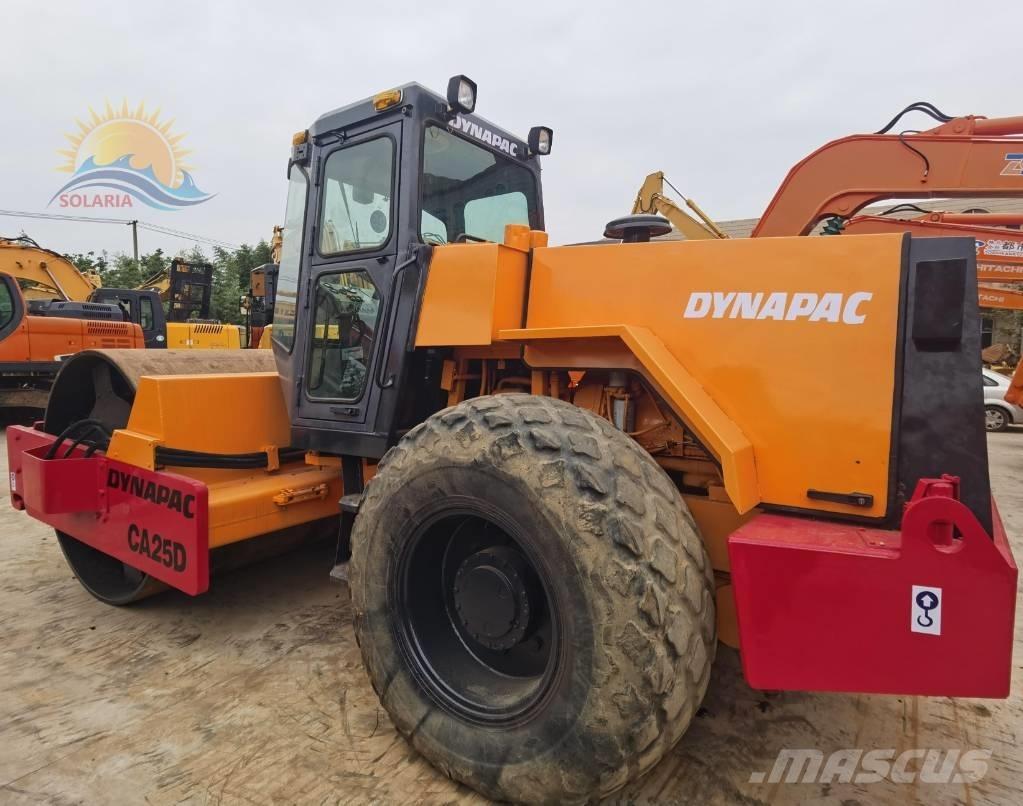 Dynapac CA 25 D Enkelt tromle