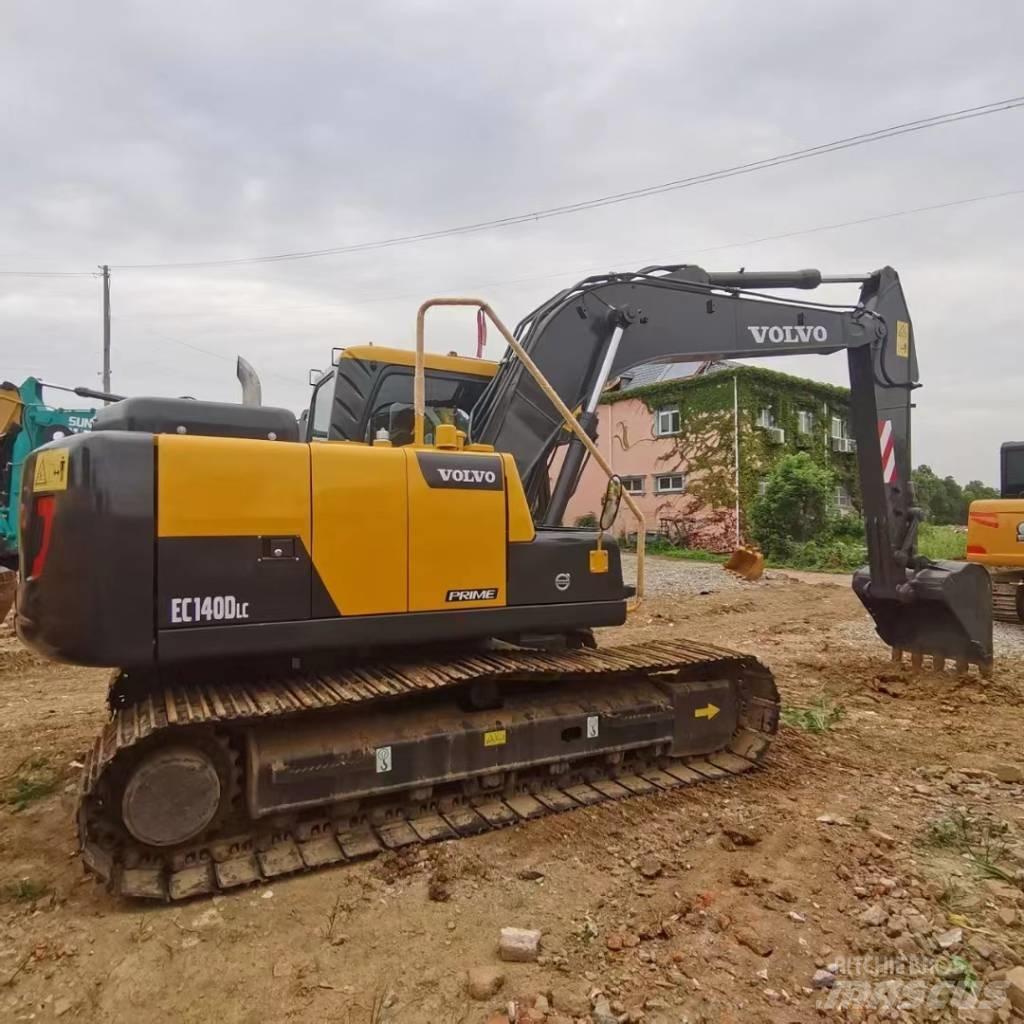 Volvo EC 140 DL Midi-gravemaskiner 7t - 12t