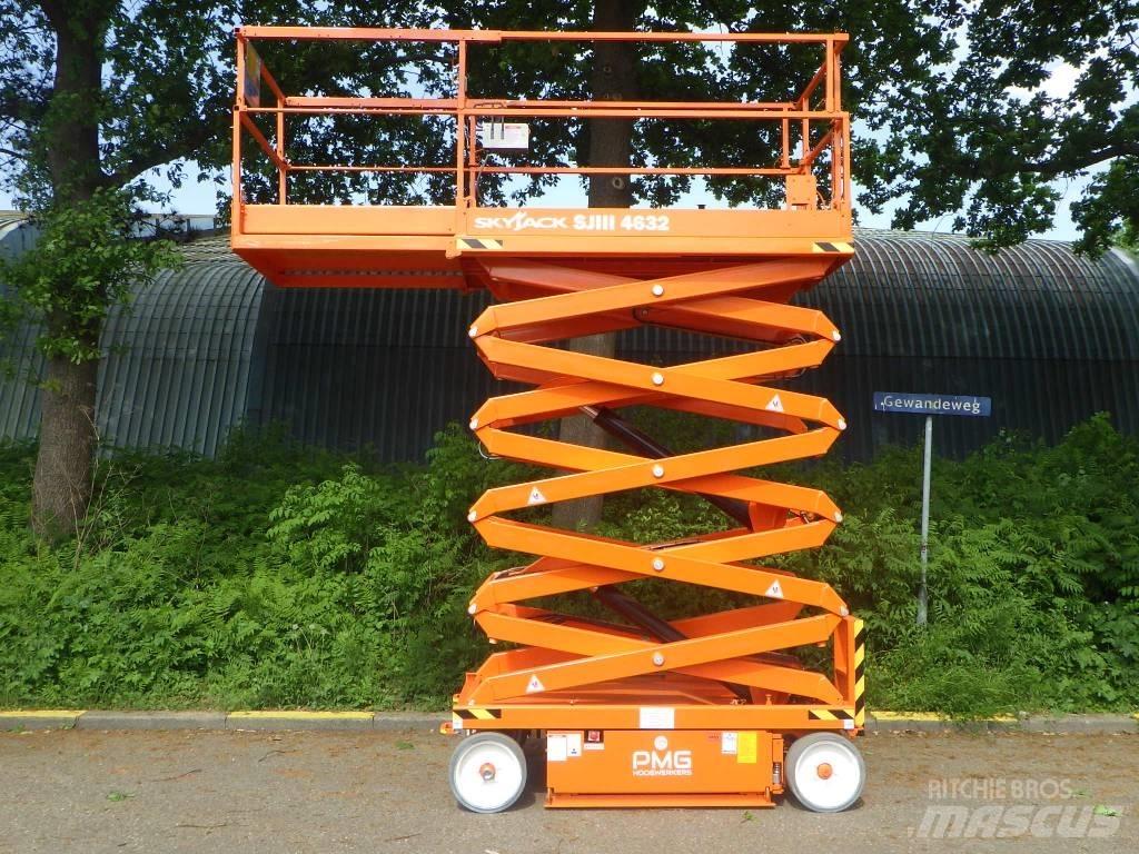 SkyJack SJ4632 Saxlifte