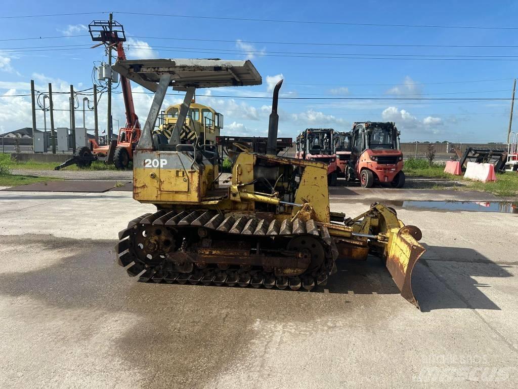 Komatsu D 20P-7 Bulldozer på larvebånd