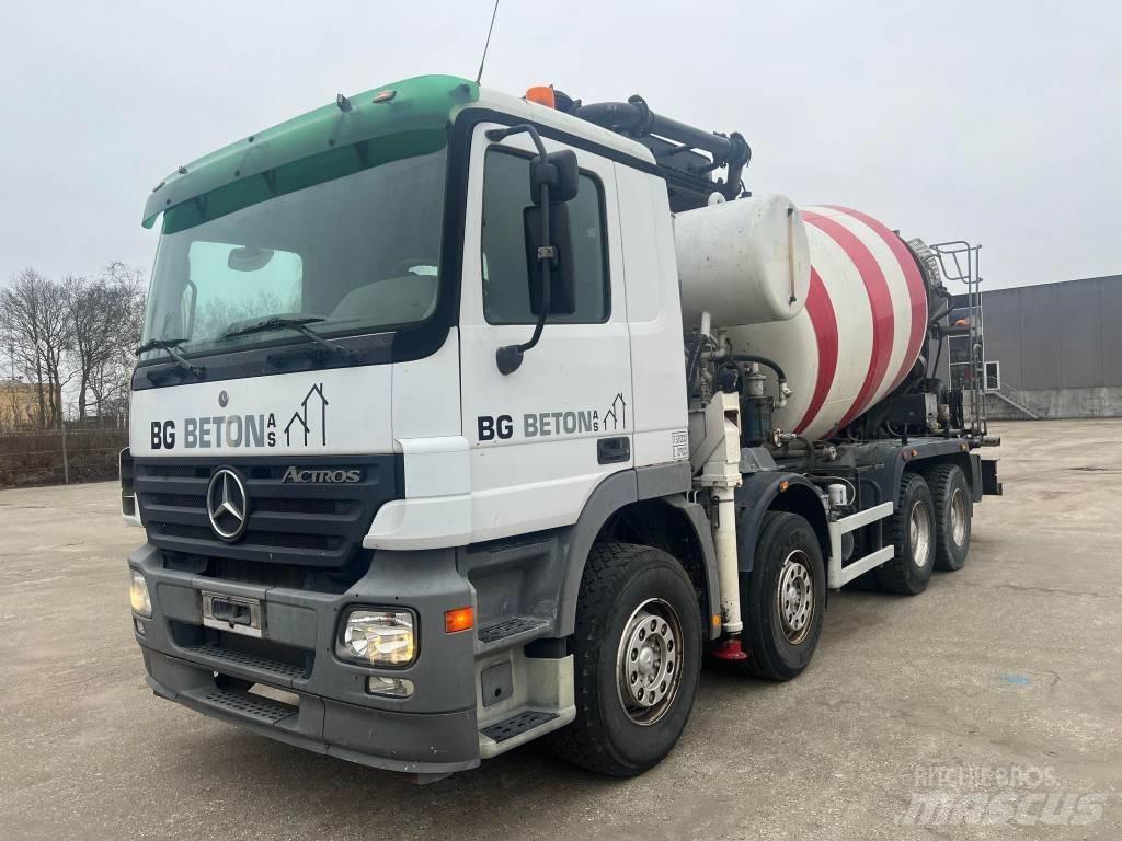 Mercedes-Benz 3244 Betonpumper