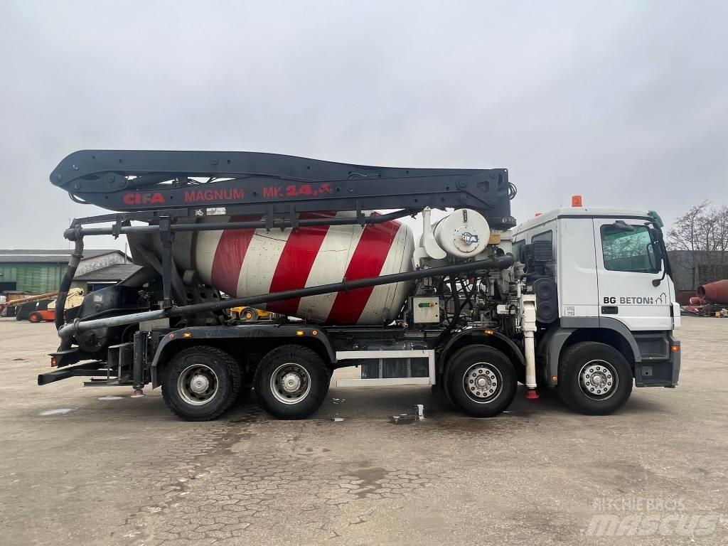 Mercedes-Benz 3244 Betonpumper