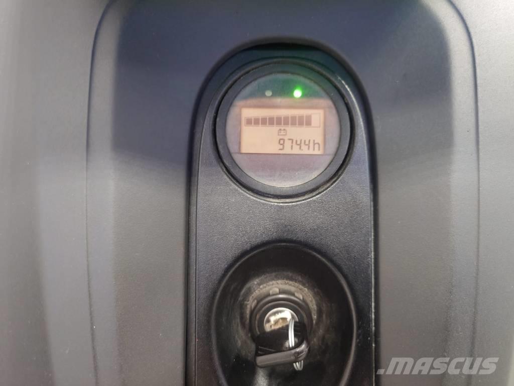 Linde L12/1172 Gaffelstabler med gående fører