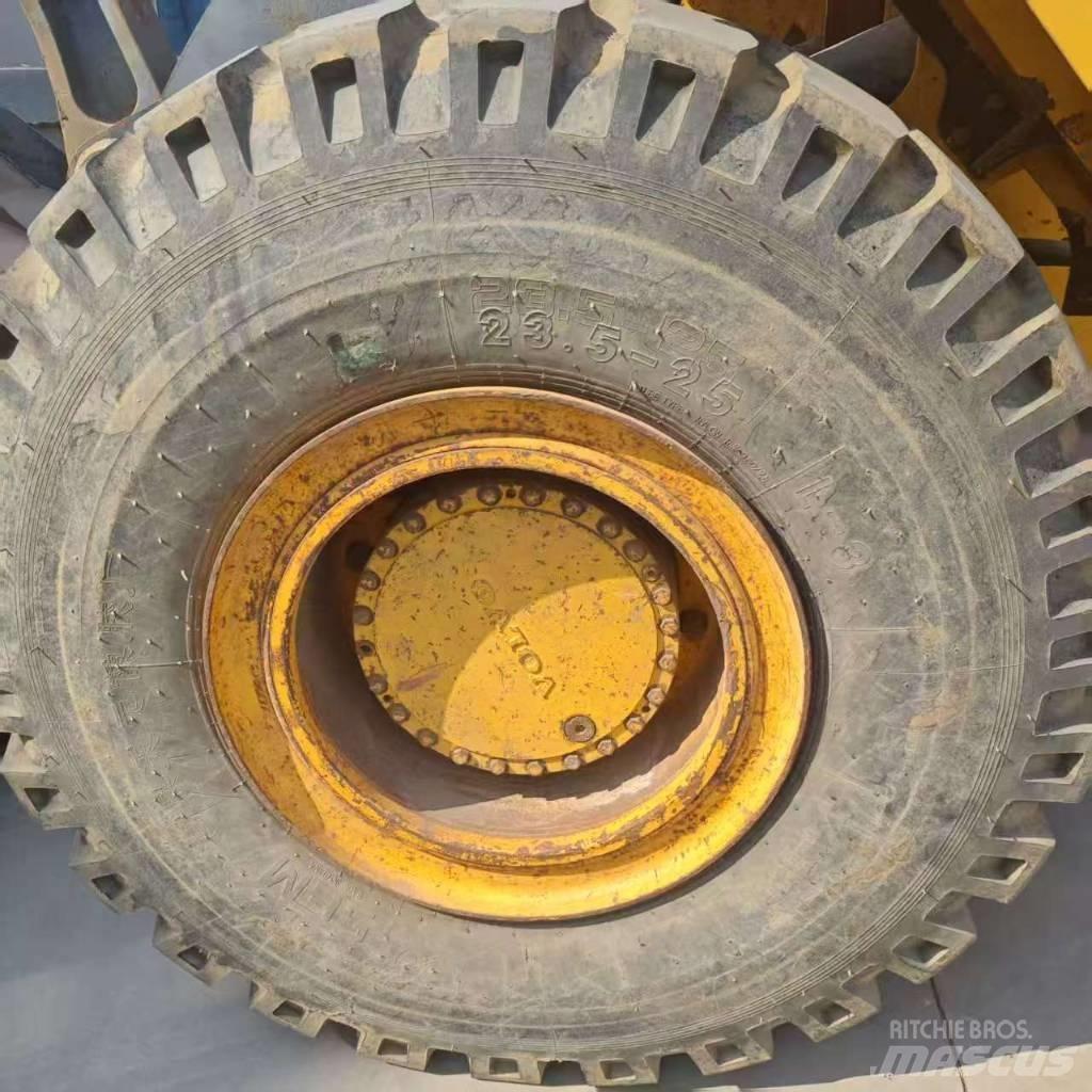 Volvo L 105 Læssemaskiner på hjul