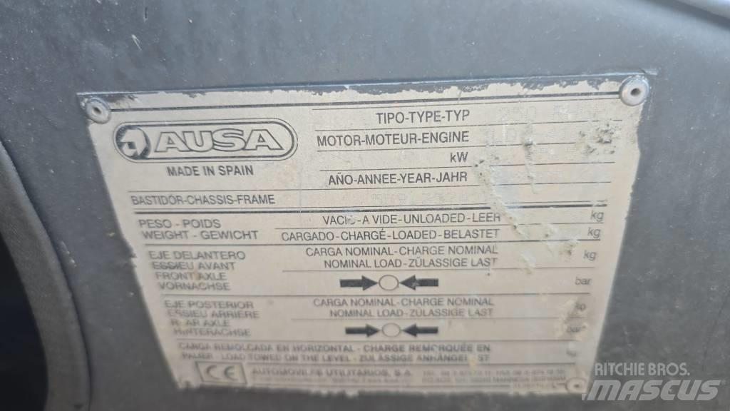 Ausa D 250 Dumpere