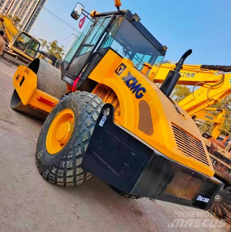 XCMG XS143J Enkelt tromle