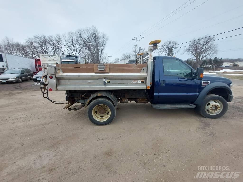 Ford F 550 XLT Sneskovle og -plove