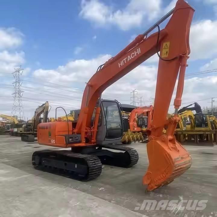 Hitachi EX120 Gravemaskiner på larvebånd