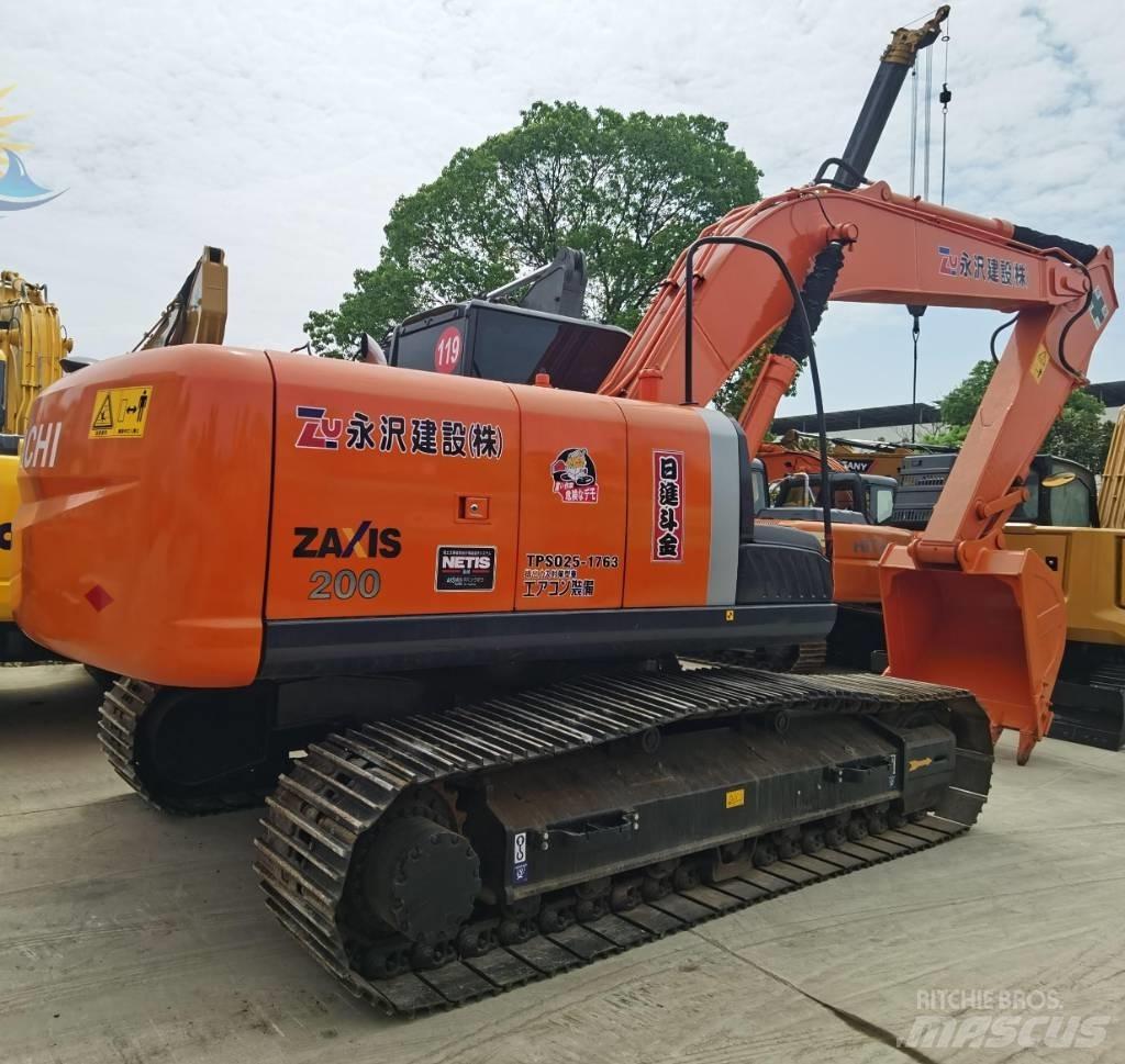 Hitachi ZX 200 Gravemaskiner på larvebånd