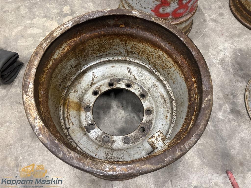 Valmet 860 24x26,5 Dæk, hjul og fælge