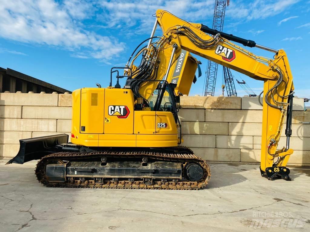 CAT 325 Gravemaskiner på larvebånd