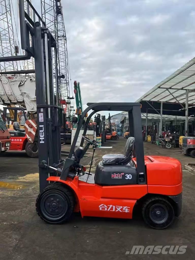 Heli FD30 Diesel gaffeltrucks