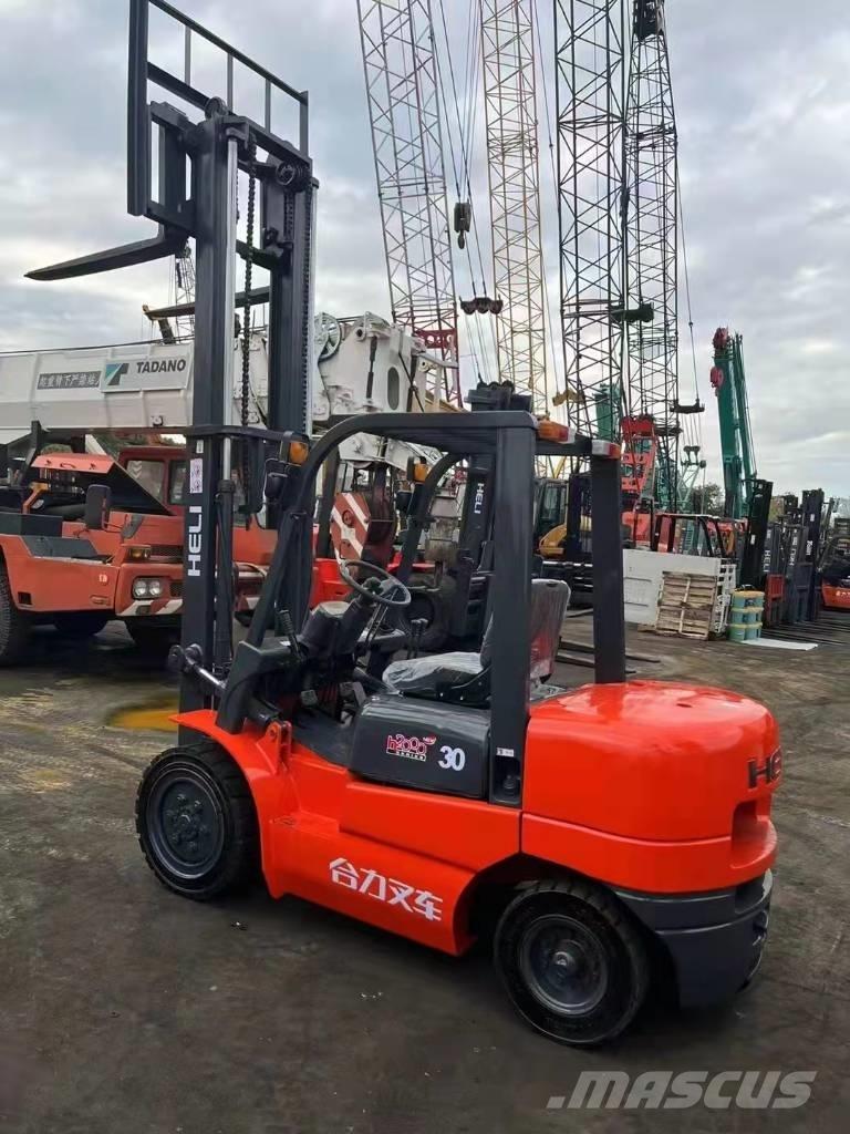 Heli FD30 Diesel gaffeltrucks