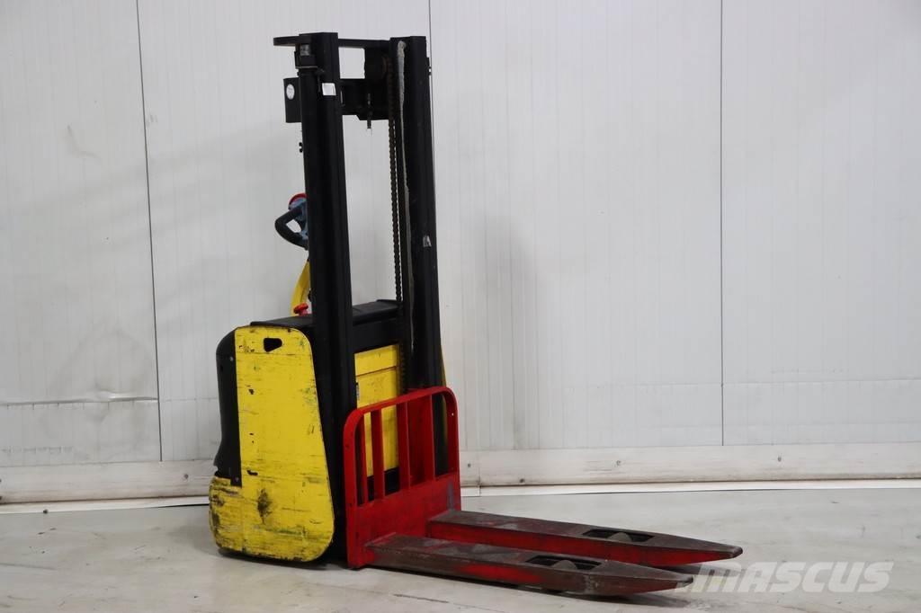 Hyster S1.0 AC Gaffelstabler med gående fører