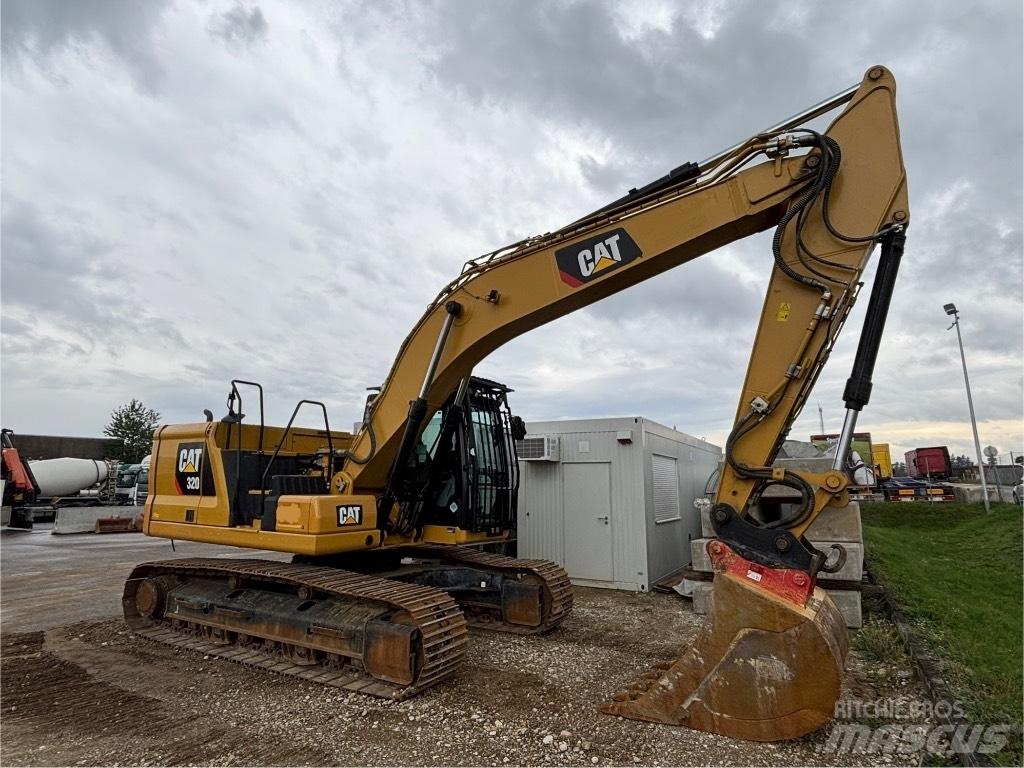 CAT 320 Gravemaskiner på larvebånd