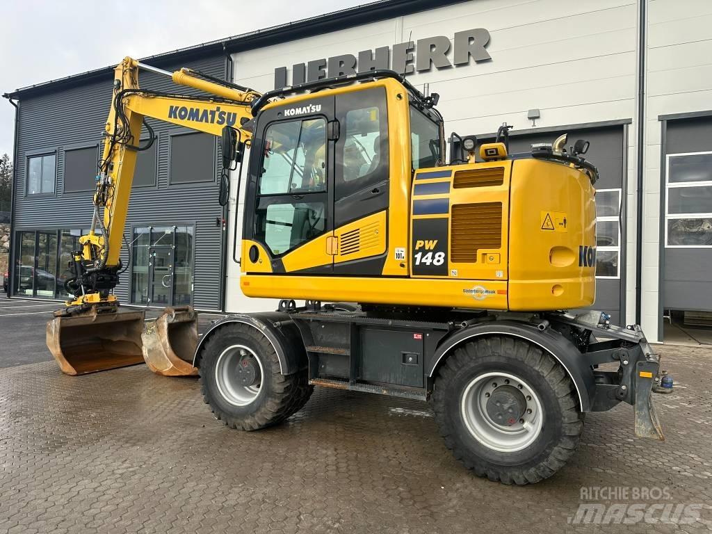 Komatsu PW 148-11 Gravemaskiner på hjul