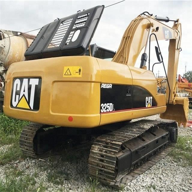 CAT 325 D L Gravemaskiner på larvebånd