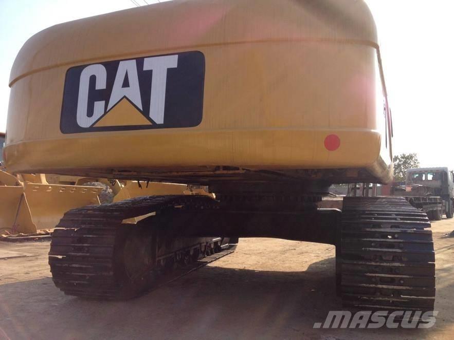 CAT 325 D L Gravemaskiner på larvebånd