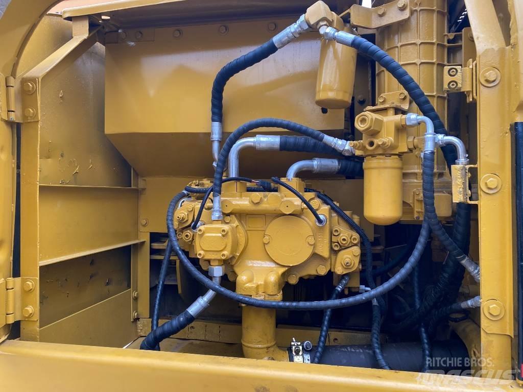 CAT 320 C L Gravemaskiner på larvebånd
