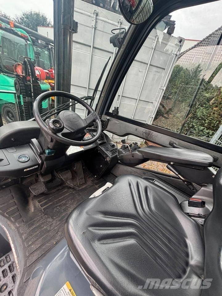 Toyota 8 FGKF 20 LPG gaffeltrucks