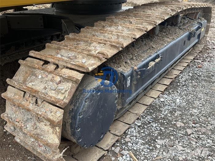 Komatsu PC450-8 Gravemaskiner på larvebånd