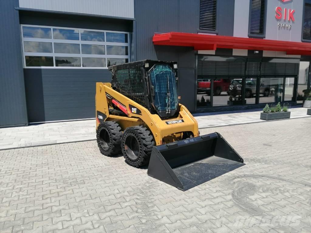 CAT 226 B 3 Minilæsser - skridstyret
