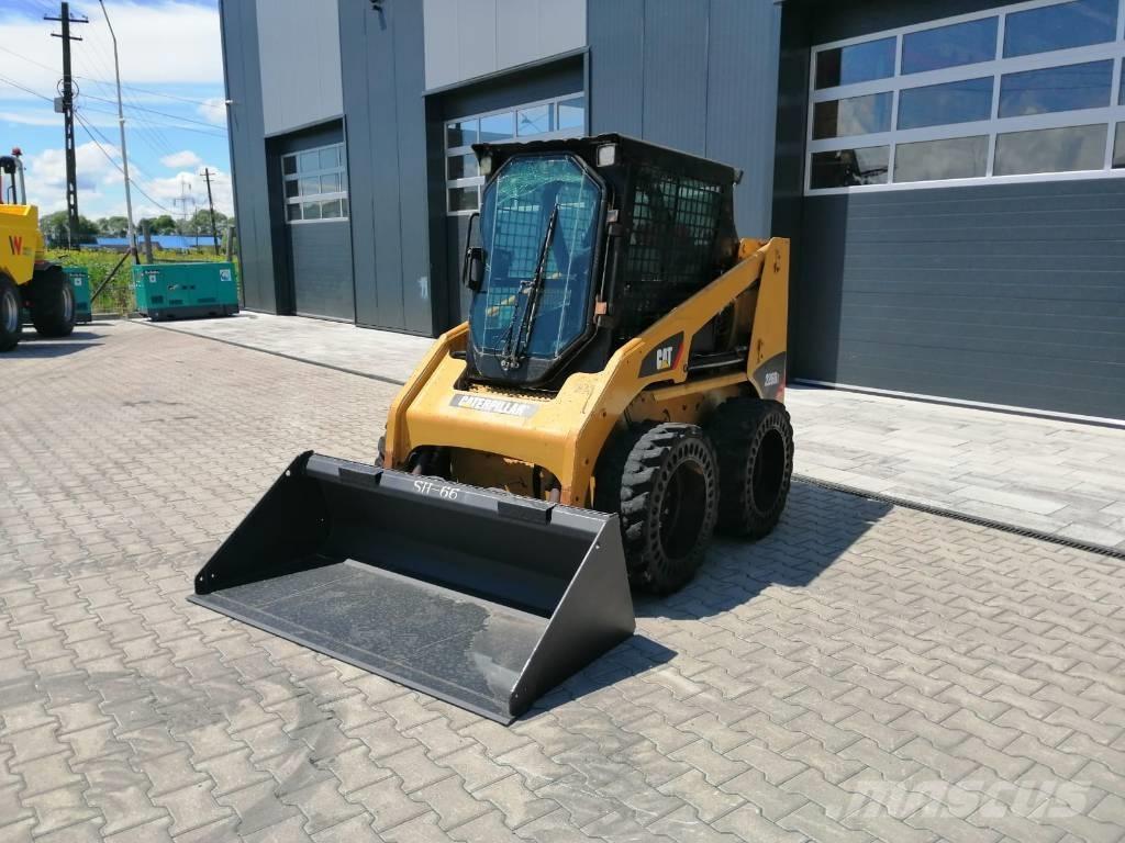 CAT 226 B 3 Minilæsser - skridstyret