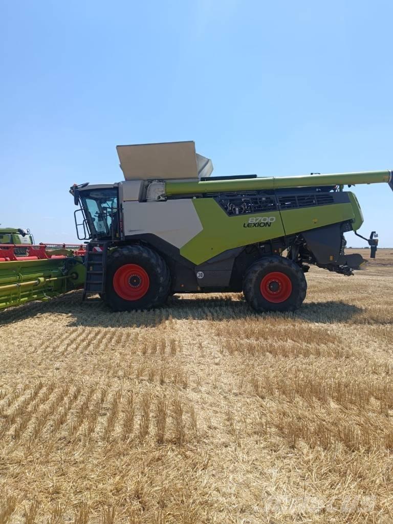 CLAAS Lexion 8700 Mejetærskere