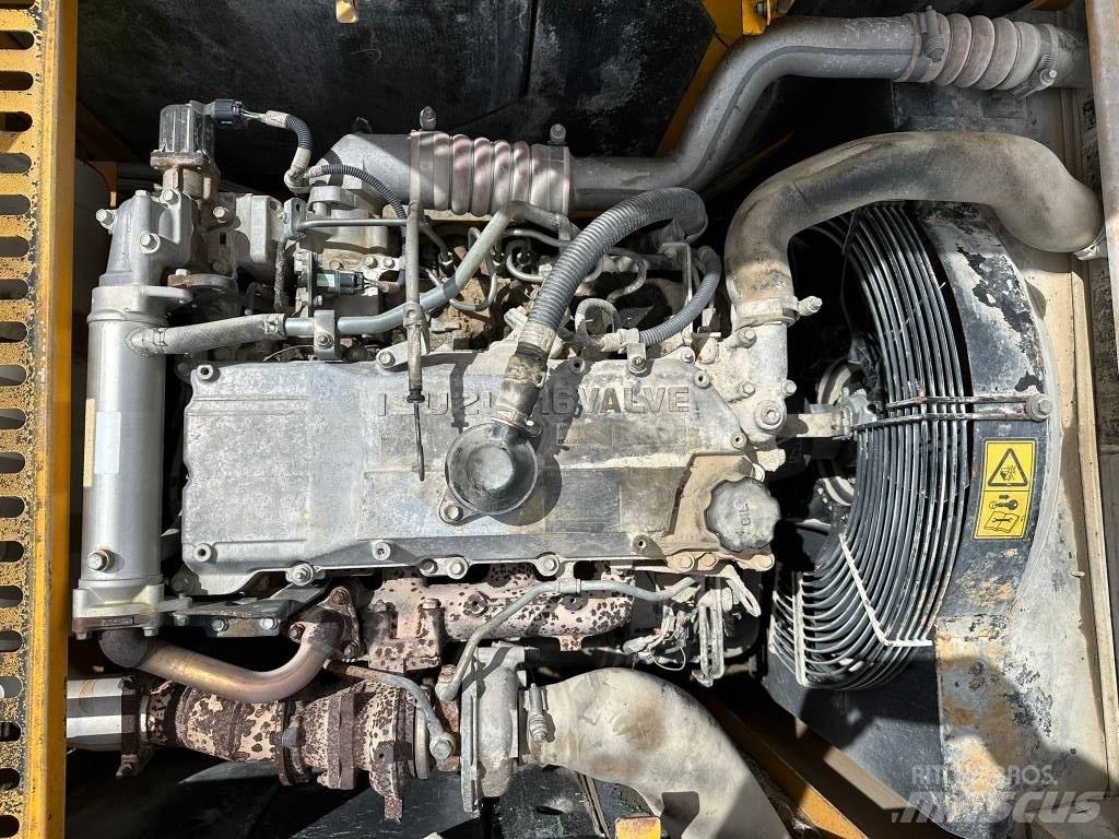 JCB JS 240 N LC Gravemaskiner på larvebånd