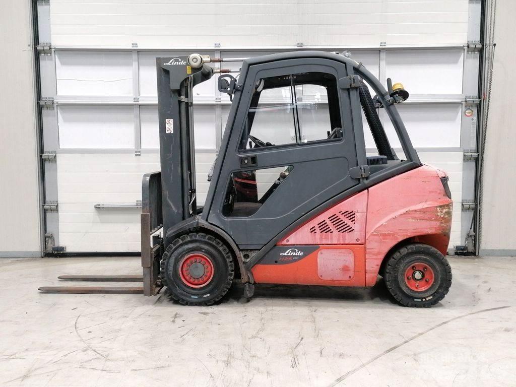 Linde H25D-02/600 LPG gaffeltrucks