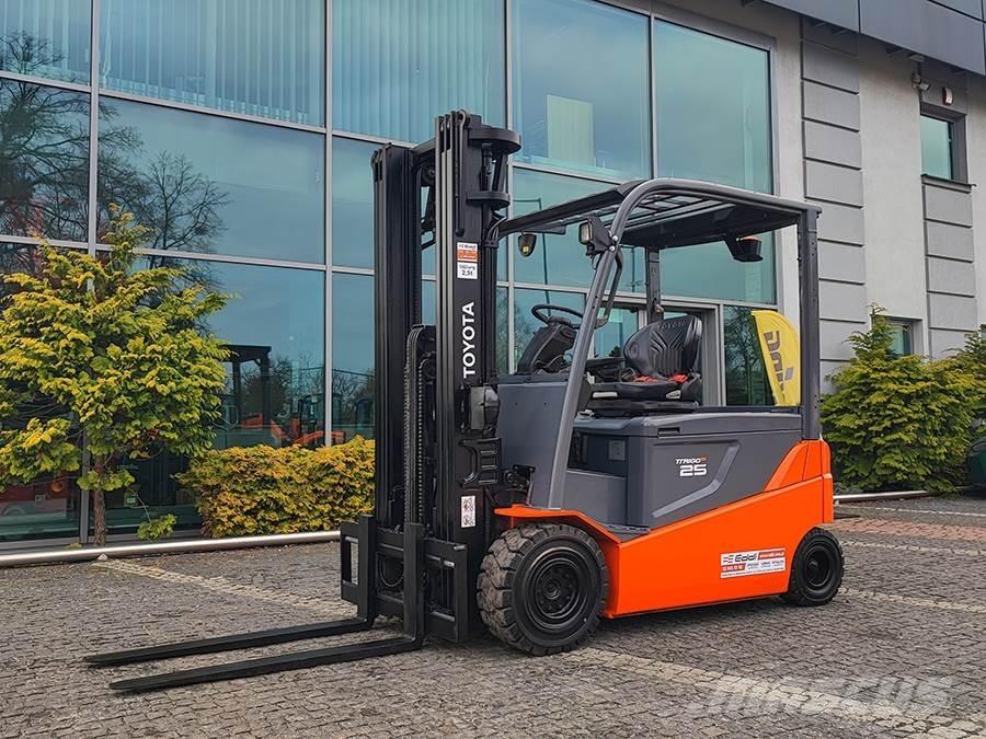 Toyota 8FBMT25 El gaffeltrucks