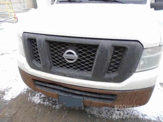 Nissan NV2500HD Fast kasse