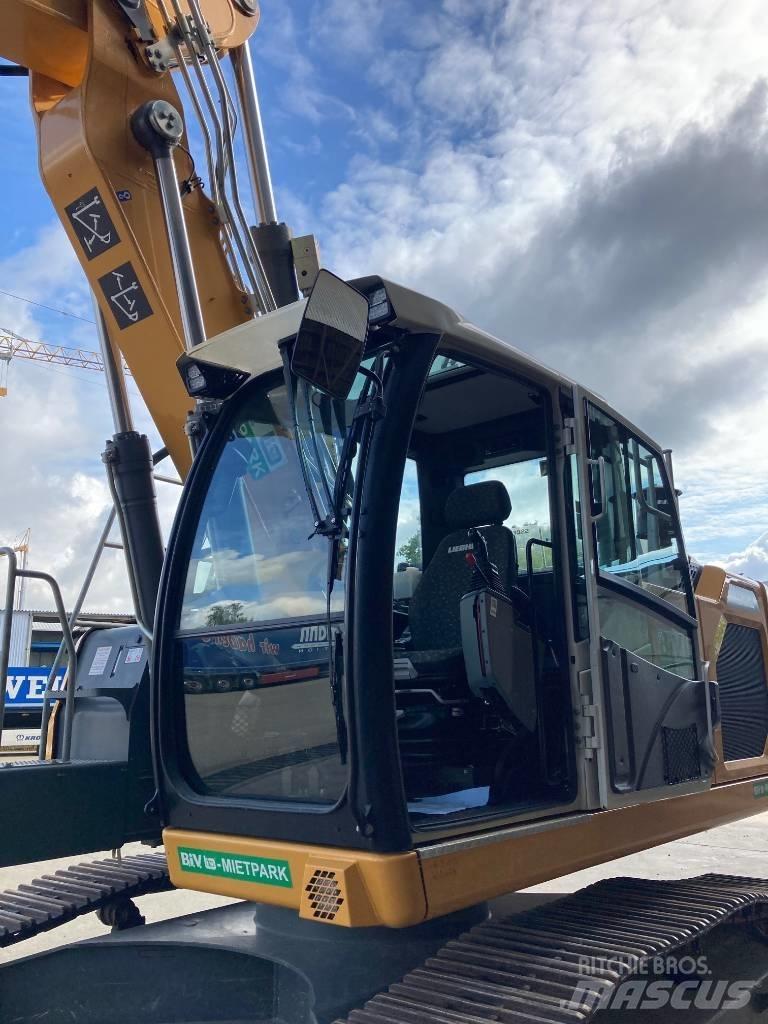 Liebherr R 922 Gravemaskiner på larvebånd