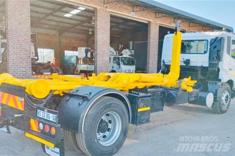 UD PKE 250 Andre lastbiler